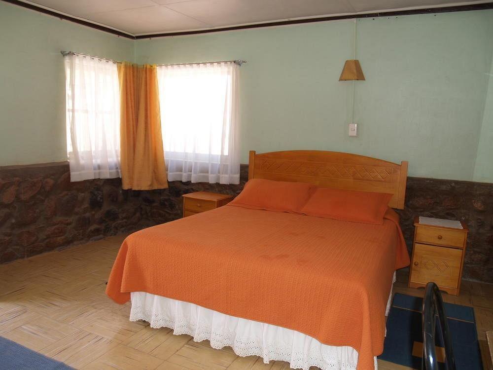 Quinta Adela Bed & Breakfast ซานเปโดร เด อาตากามา ภายนอก รูปภาพ